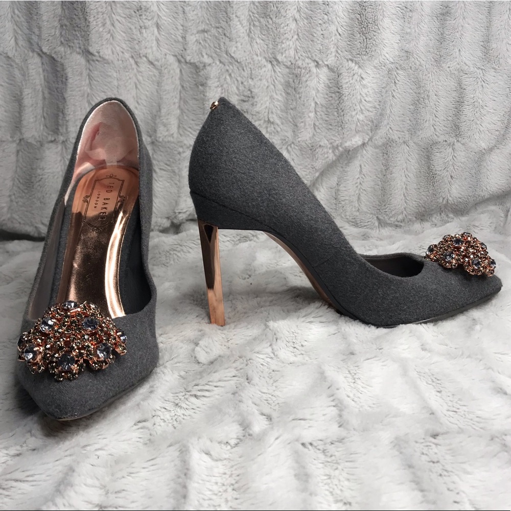 Ted Baker Peetch Grey Wool Rhinestone Brooch Heels